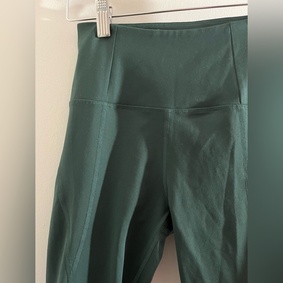 Girlfriend Collective Aspen Compressive High-Rise Legging - Picture 6 of 7